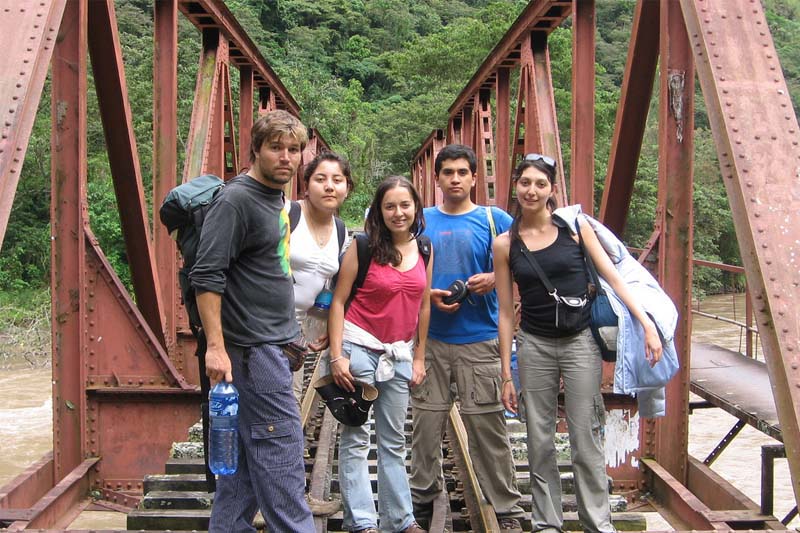 Tourists bridge Machu Picchu