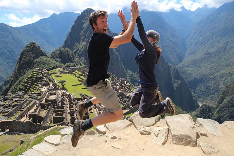 Salto en Machu Picchu