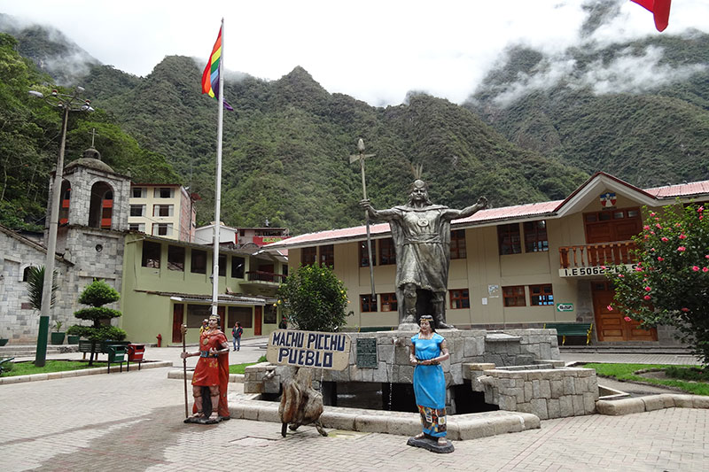 Machu Picchu Pueblo Aguas Calientes