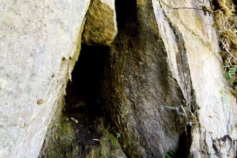 Túnel escondido em Machu Picchu