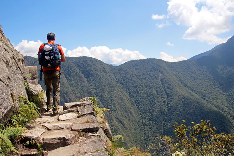 senderismo montaña de huayna Picchu