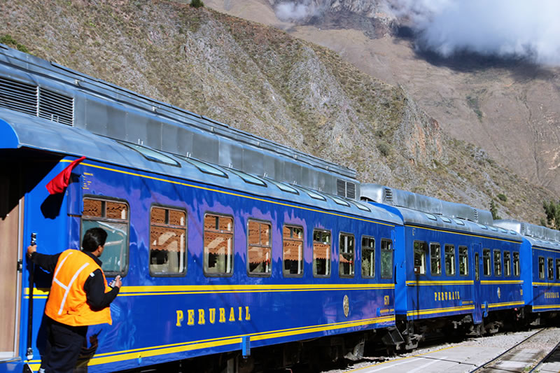 servicio de tren a Machu Picchu