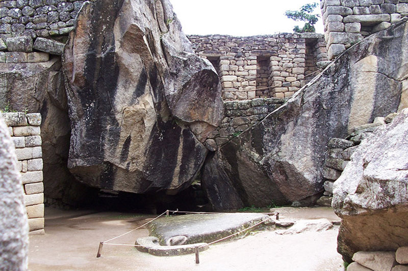 templo condor machu picchu