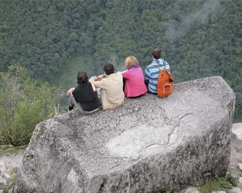 ¿Puedo escalar la montaña Huayna Picchu?