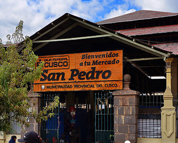 El mercado central de San Pedro en Cusco