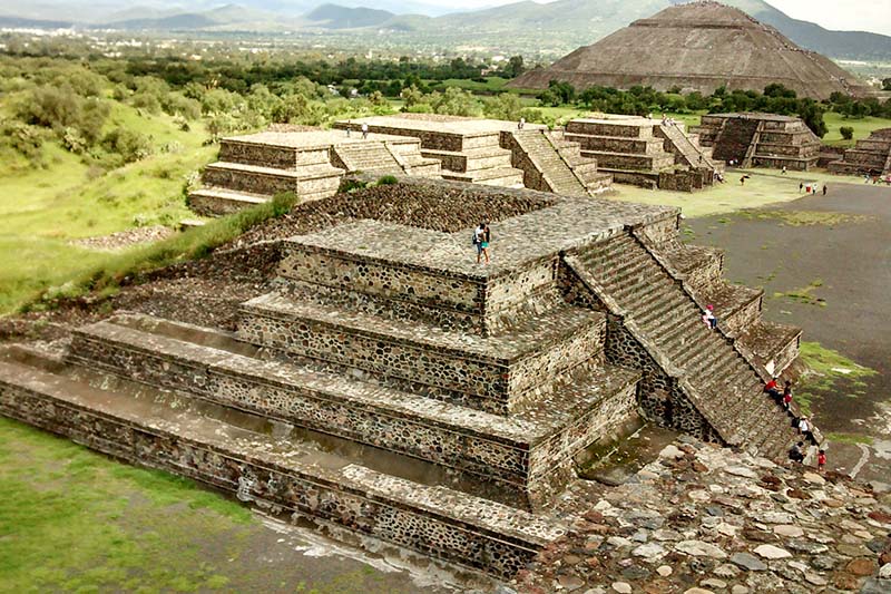 Vista panorámica de las pirámides de Teotihuacán