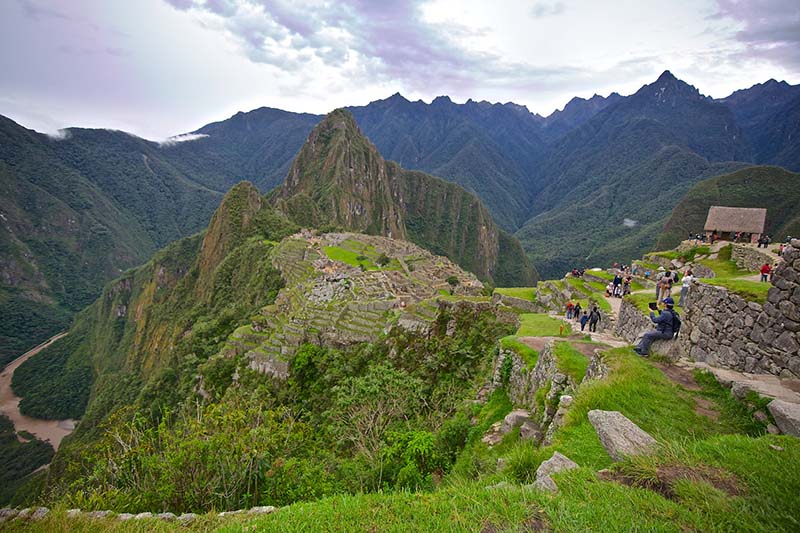 Vista panoramica del santuario historico de Machu Picchu