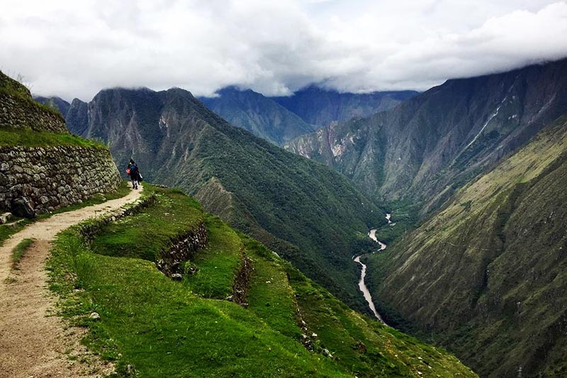 Machu Picchu por el camino inca Camino inca a Machu Picchu