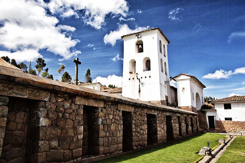 Iglesia colonial de Chinchero