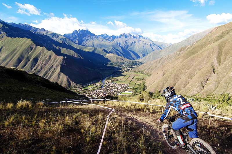 Ciclismo de aventura en el Valle Sagrado de los Incas