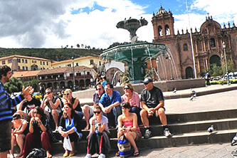 Grupo turistas Cusco