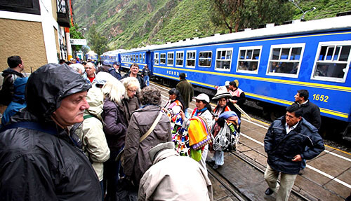 Station Ollantaytambo