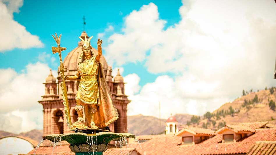 Monumento a Pachacutec - Cusco