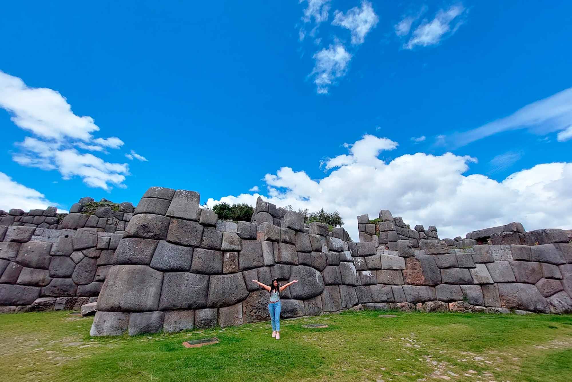 sacsayhuaman visit