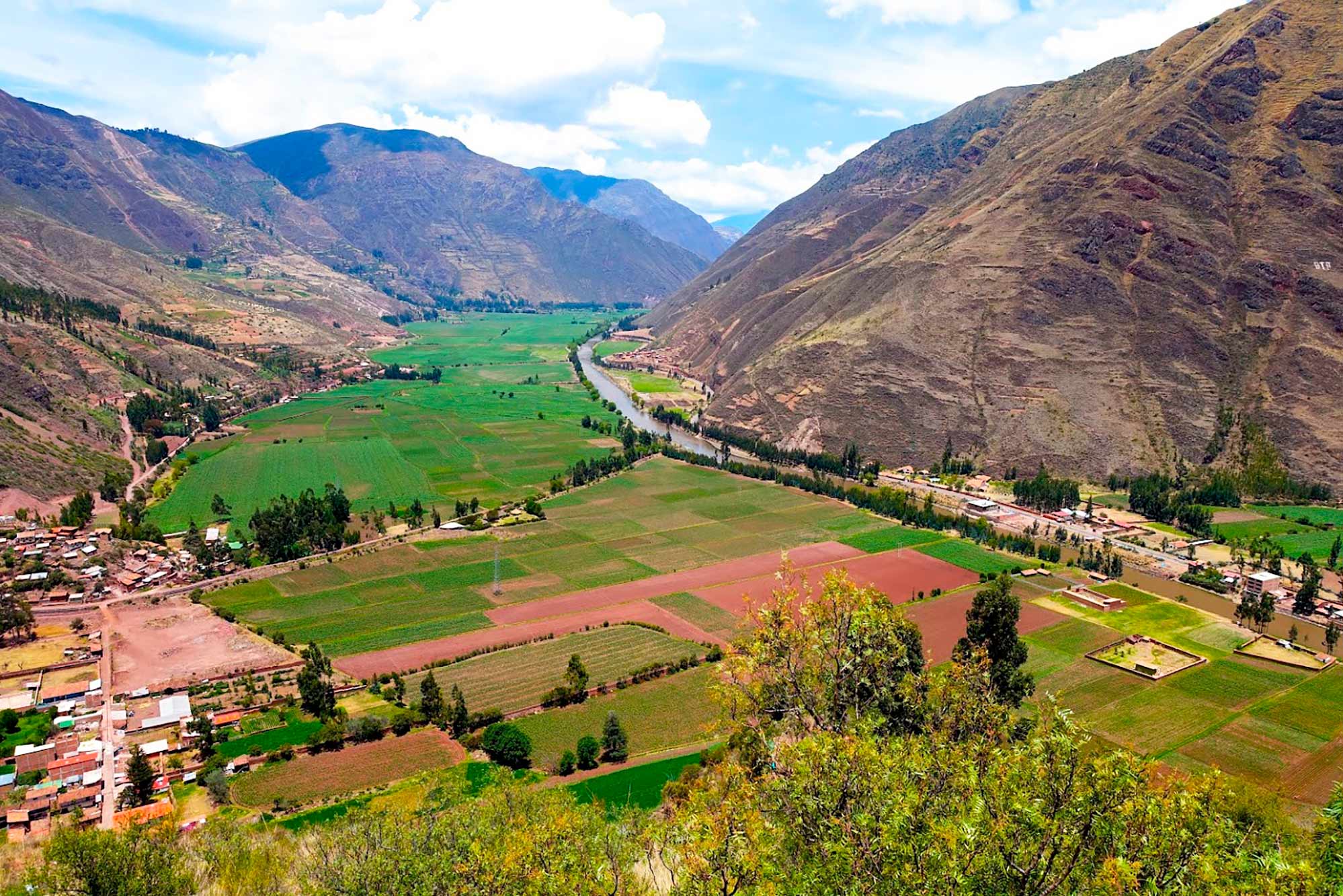 Travel Guide To The Sacred Valley In Peru Travel Guide To The Sacred Valley In Peru