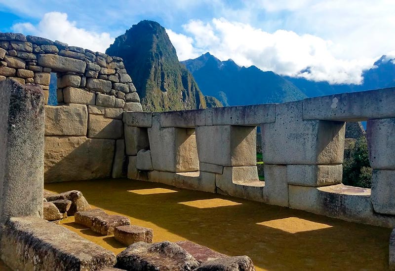 Machu Picchu Plaza Sagrada