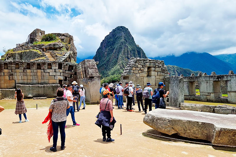 Plaza sagrada Machu Picchu