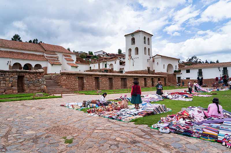 Chinchero también conocida como la tierra del arco iris