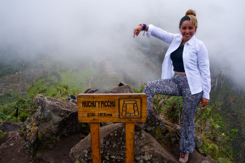 Cima del Huchuy Picchu en un día nublado