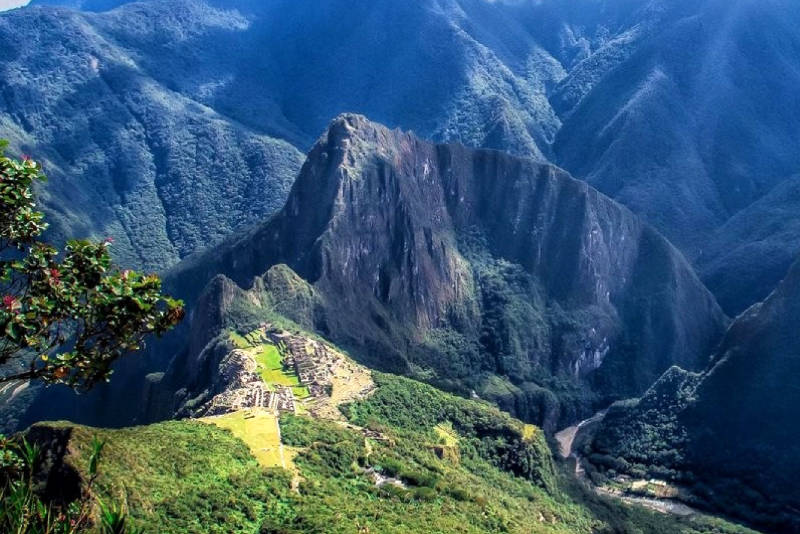 Photo from the viewpoint on the way to Machupicchu Mountain