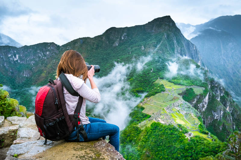Fotografiando la ciudadela Inca desde el Huayna Picchu