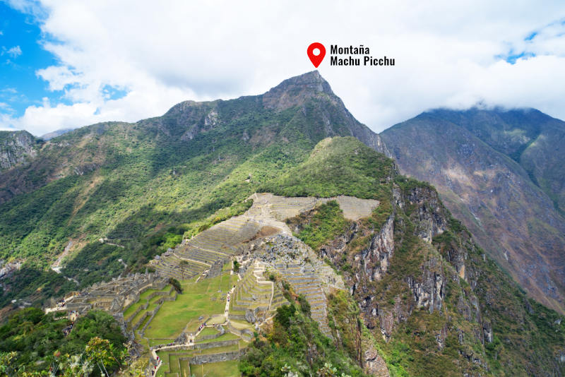 Vista a la Montaña Machu Picchu
