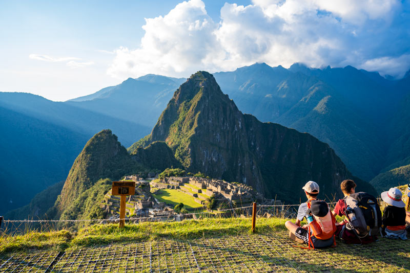 Observing the Inca citadel of Machu Picchu