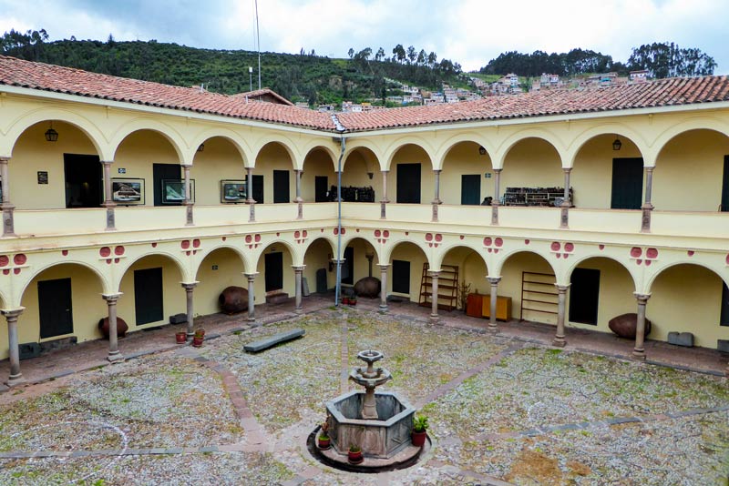 Patio del Museo Inka