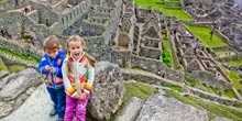 ¿Cómo viajar a Machu Picchu gratis con niños?