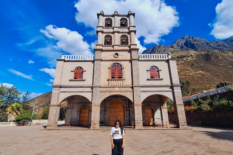 Visitando el santuario del Señor de Huanca
