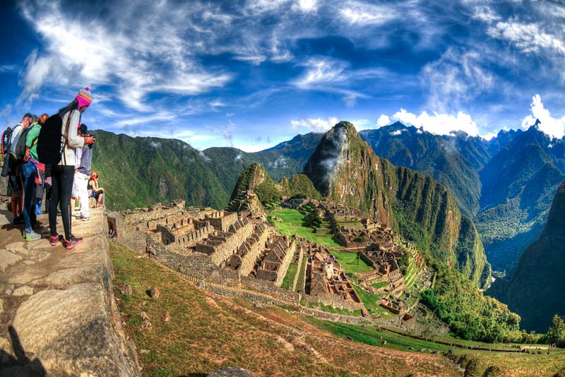 Visitando Machu Picchu por la tarde