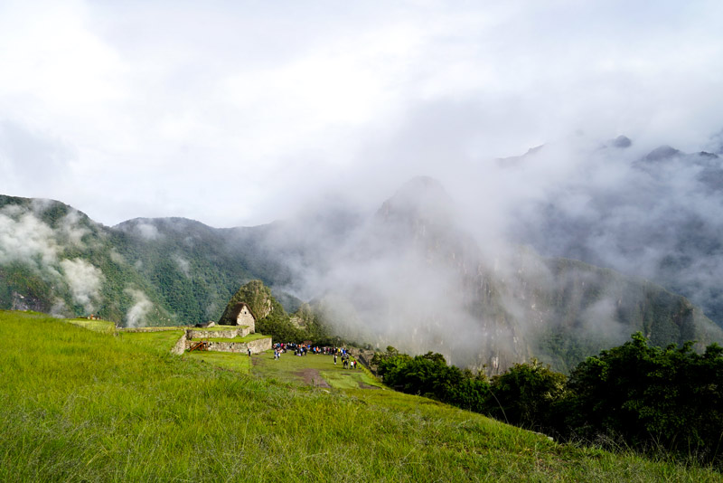 Vista a la Casa del Guardián de Machu Picchu