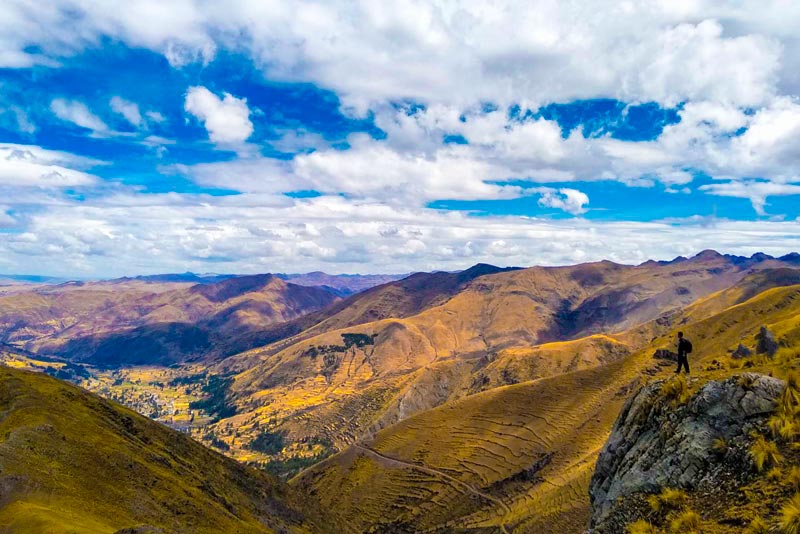 Increíble paisaje en la ruta a la cueva de la novia