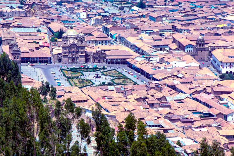 Vista completa de la Plaza de Armas de Cusco