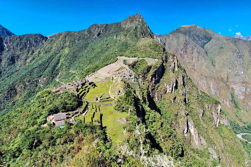 View of the Inca citadel from the path to Huchuy Picchu