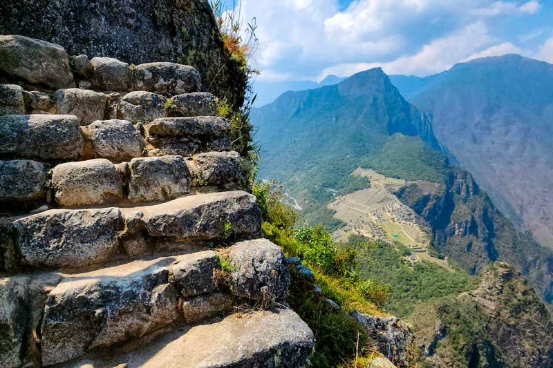 Vista da cidadela inca da subida até Huayna Picchu